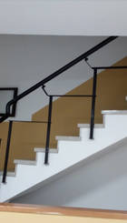 Escalera interior local social.jpg