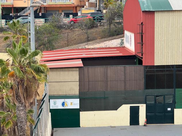 Sala Prov Tenis Mesa - en medio Almacén, y Frontón - Polideportivo López Socas